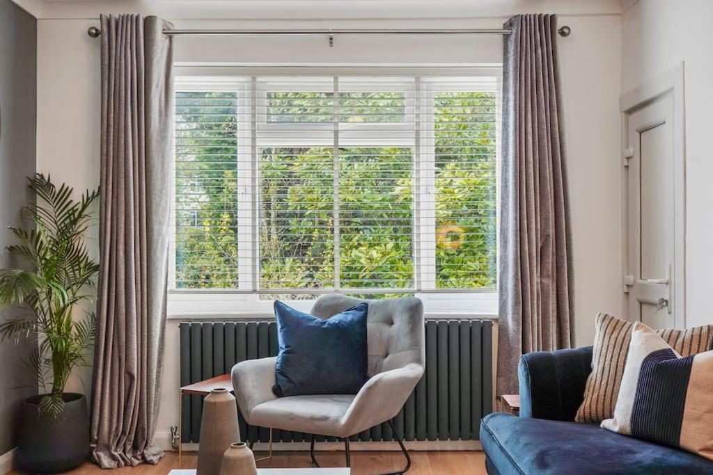 Stylish Maisonette Near The Heath With Free Parking & Wi-Fi Maidstone Buitenkant foto