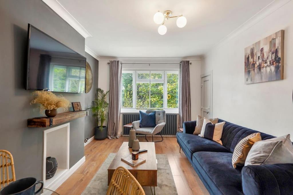 Stylish Maisonette Near The Heath With Free Parking & Wi-Fi Maidstone Buitenkant foto